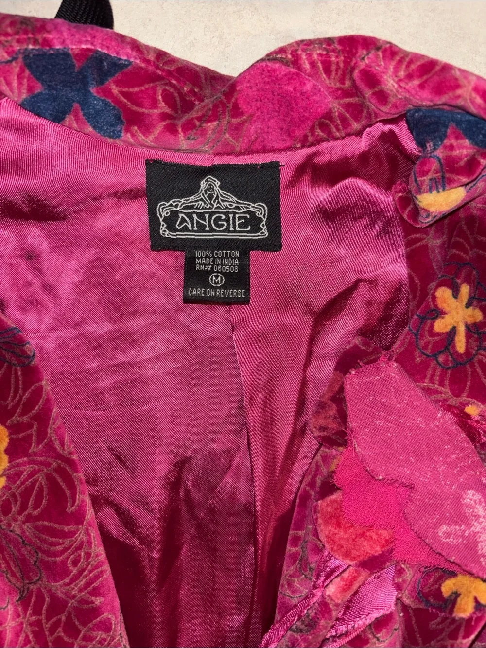 Angie fuchsia velvet